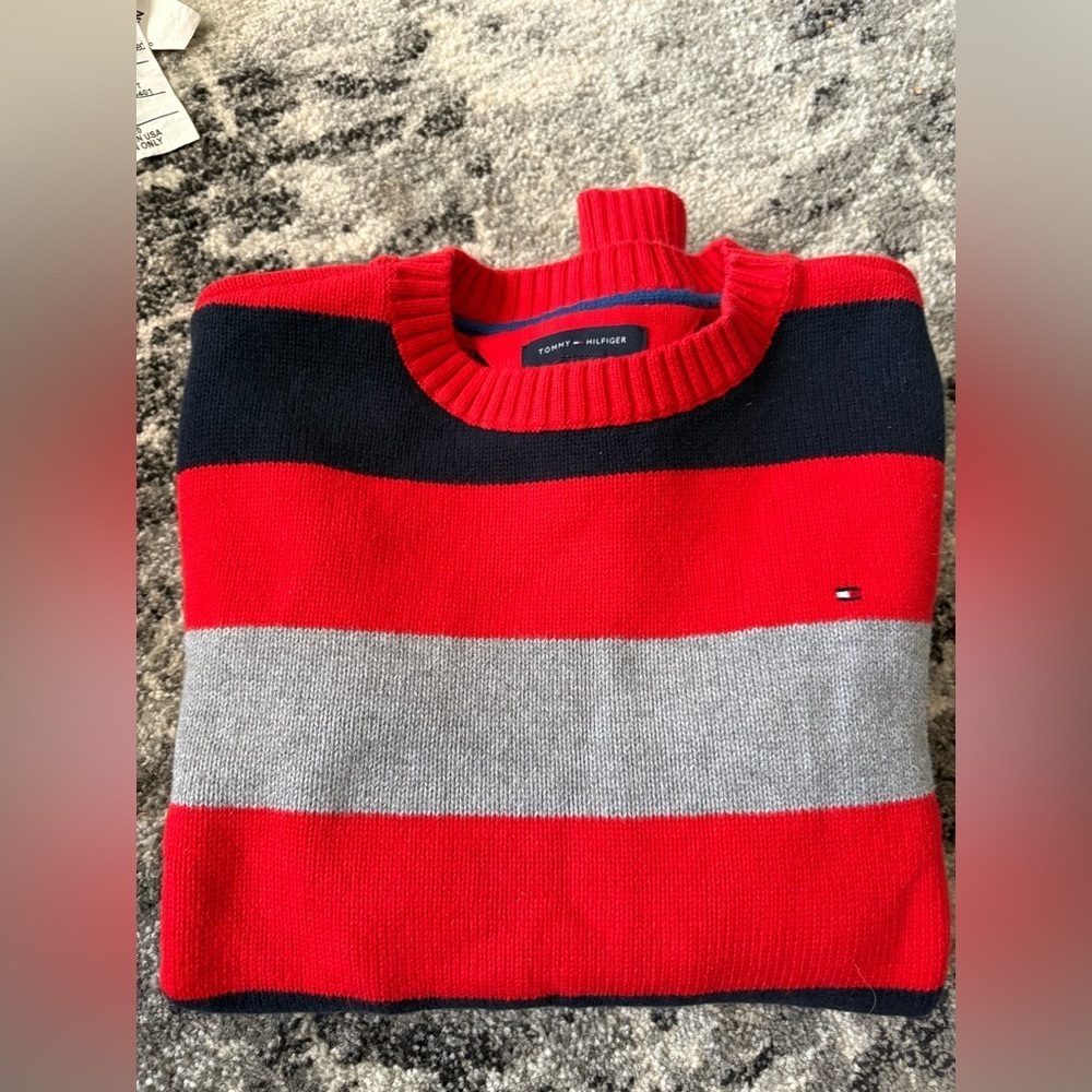Tommy Hilfiger Boys Large 12-14 Crewneck Sweater - Red, Navy, Gray